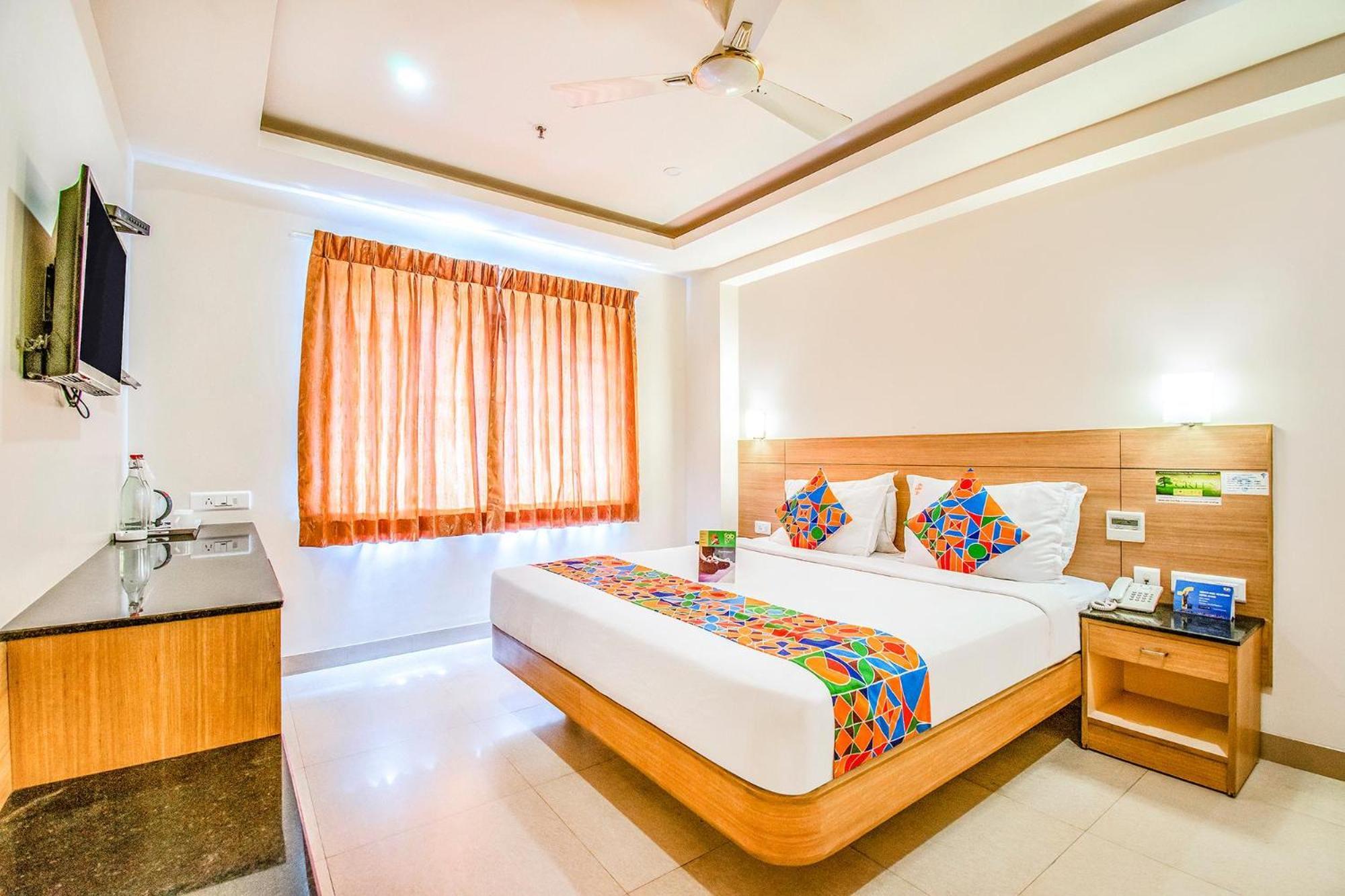 Fabhotel Prime Royal Castle - Nr Coimbatore North Railway Station エクステリア 写真