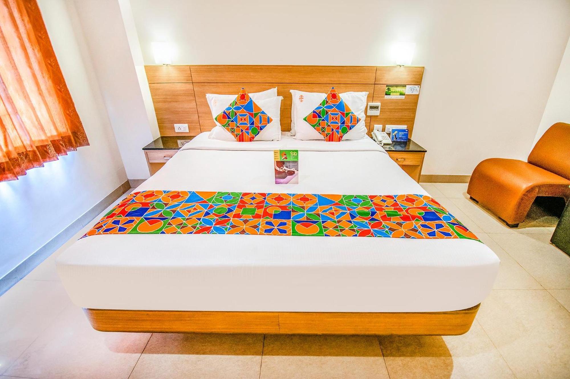Fabhotel Prime Royal Castle - Nr Coimbatore North Railway Station エクステリア 写真